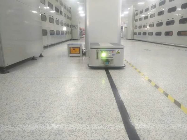 150KG潛伏舉升AGV